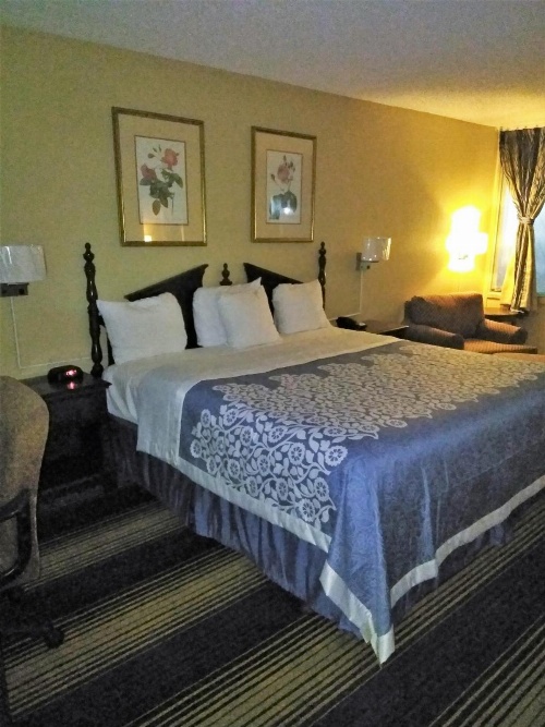 Days Inn by Wyndham Perry Near Fairgrounds image 4