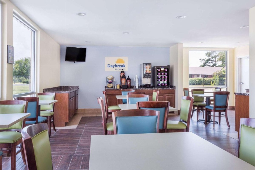 Days Inn by Wyndham Perry Near Fairgrounds